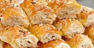 Baklavalık Yufkasından Nefis Peynirli Börek