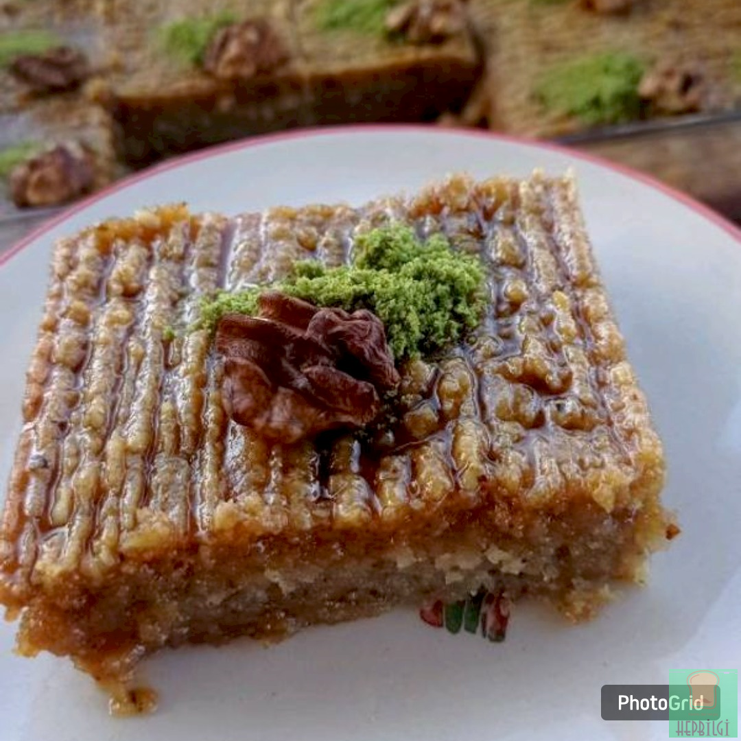 Baklava Lezzetinde Nevzine Tatlısı Tarifi - 2